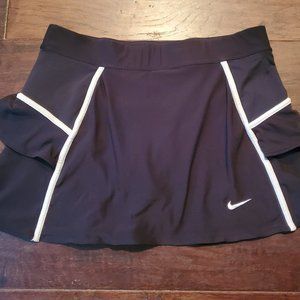 Nike dry fit running skort size small